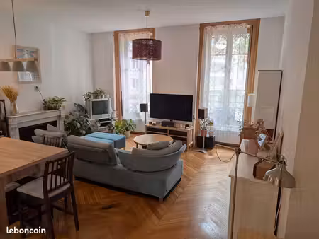appartement 3 pièces 67 m²