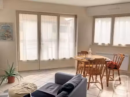 appartement f2 à louer - 2 pièces - 41 m2 - auxerre - 89 - bourgogne