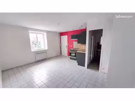 loue t2 à cairon (10 min de caen)