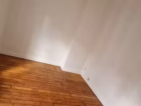 appartement 50m2  cave  parking  hallettes