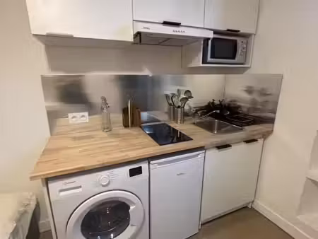 studio 1 pièce 13 m²