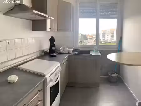 appartement meublé t5 81.87m² à mérignac