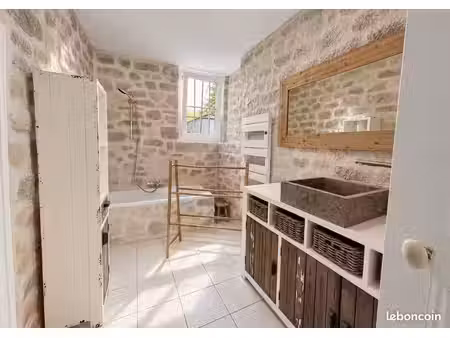location t4 le refuge chaussin 110 67m²