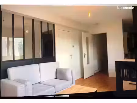 t1 avec coin nuit32 m2+parking+cave