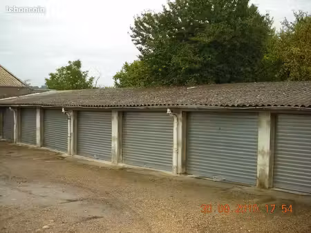 location garage rue du port