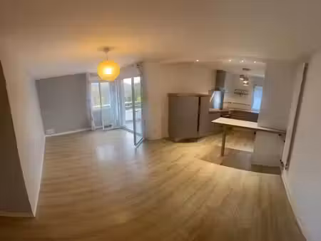 location appartement 64.77 m² à ceyrat (63122)  901 €