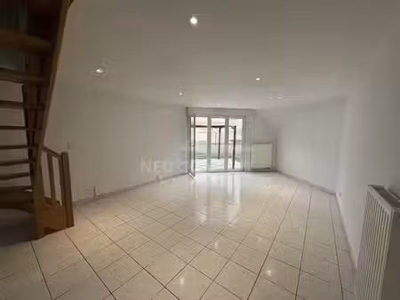 location appartement 3 pièces 80 m² à seltz (67470)  950 €