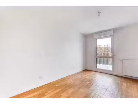location appartement 3 pièces 56 m² à issy-les-moulineaux (92130)  1 646 €