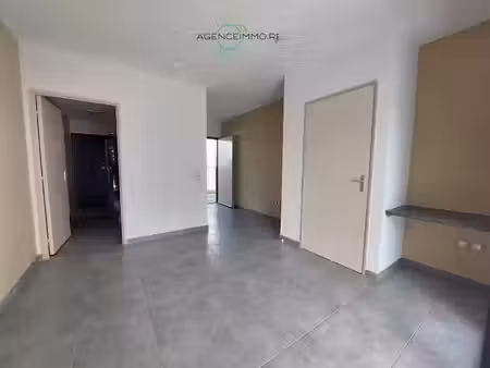 location appartement 1 pièce 22.5 m² à le tampon (97430)  494 €