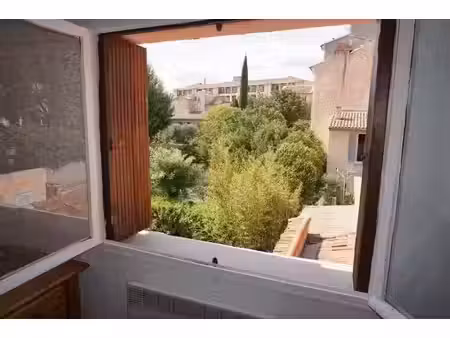 location appartement 1 pièce 25 m² à aix-en-provence (13090)  680 €