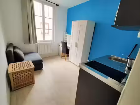 location meublée appartement 1 pièce 13.6 m² à limoges (87000)  295 €