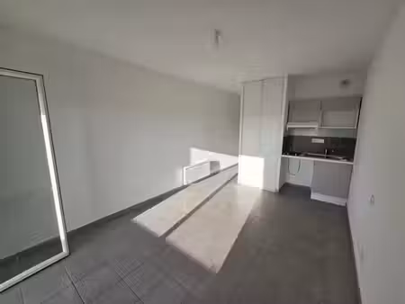 location appartement 1 pièce 25 m² à narbonne (11100)  425 €