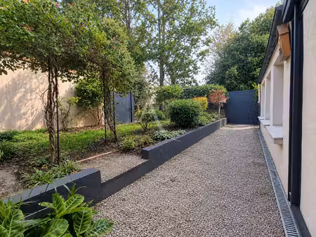 nantes-gréneraie appartement 2 pièce(s) 53m² avec jardin  véranda  cellier et garage
