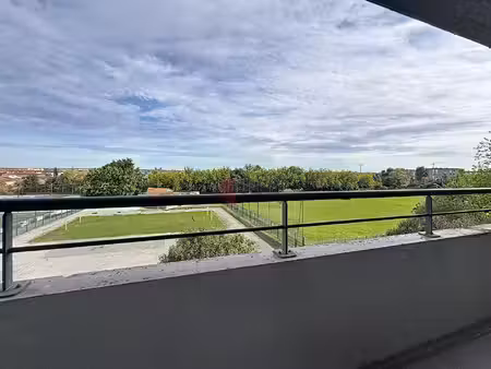 toulouse - croix daurade appartement t2 avec balcon et parking