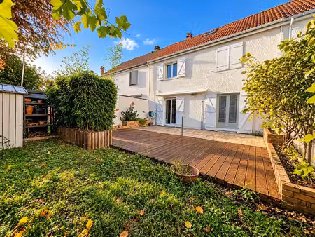maison 5 pièces avec sous-sol et beau potentiel