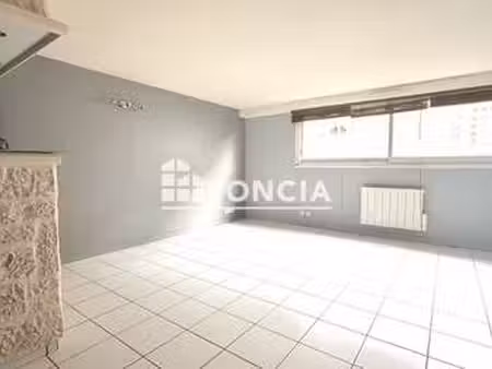 vente appartement t1 à cholet (49300) : à vendre t1 / 46m² cholet