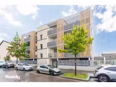 appartement t4 de 81 m² à saint-fons 69190  rue robert et reynier