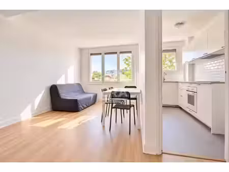 appartement 3 pièces 61 m² à louer saint-ouen-sur-seine 93400 ? | era immobilier