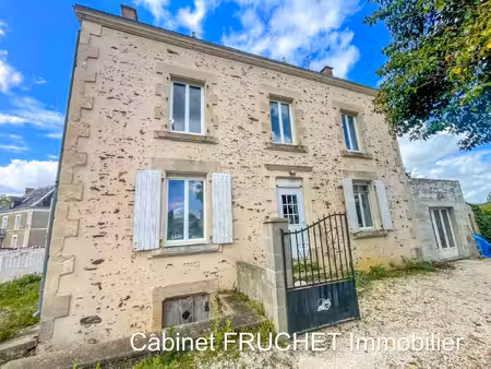 jolie maison de maître en centre bourg