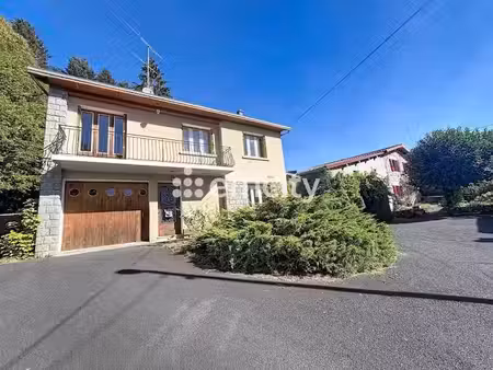 vente maison 8 pièces 176 m² à saint-rémy-sur-durolle (63550)  195 000 €