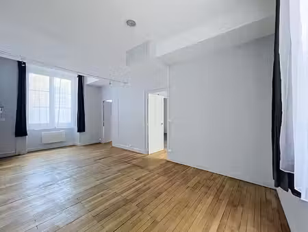 location appartement 3 pièces  60.97m²  angers