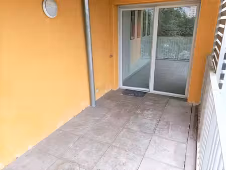 toulouse 31200 quartier bonnefoy sans frais agence agréable t3 récent de 65.90 m² en derni