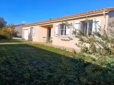 vente maison à azay-le-brûlé (79400) : à vendre / 96m² azay-le-brûlé