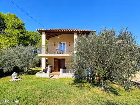 maison 83 m² + 83 m² de potentiel – terrain 772 m² – 2 chambres – tarascon