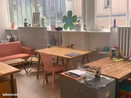 bureau / studio photo