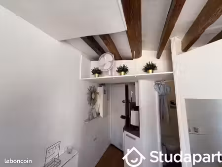 appartement 1 pièce 12 m²