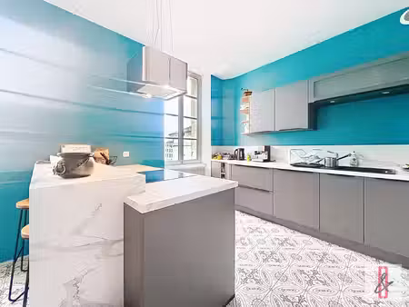 plein coeur vieil angouleme  ensemble immobilier de 2 appart