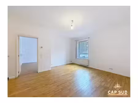 appartement à louer à rue de l'orjo 56 jambes (vbe83047)