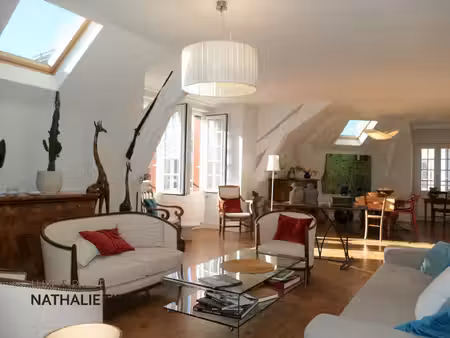 orleans  face parc pasteur  à vendre bel appartement de 171m²  ascenseur et garage