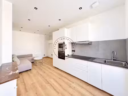 spacieux appartement à deux pas du métro