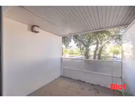 a vendre blot immobilier - bel appartement contemporain t2 de près de 50 m² - thorigné-fou