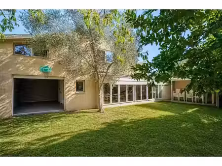 vente maison 8 pièces 145 m² à merignac (33700)  457 000 €