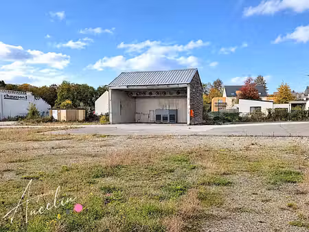 terrain de 750 m2 en secteur économique