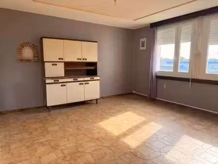 location appartement 4 pièces 67 m² à bourges (18000)  630 €