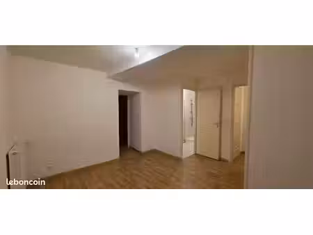 500 euros charmant t4 78m2 dpe c hyper centre ville triplex