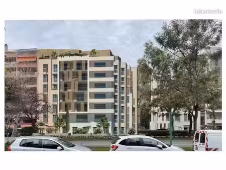 local commercial 46 m²