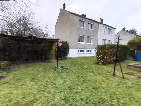 maison 4 pièces 85 m²