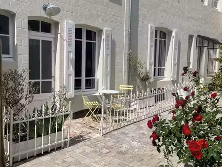maison de ville meublée avec extérieur privatif