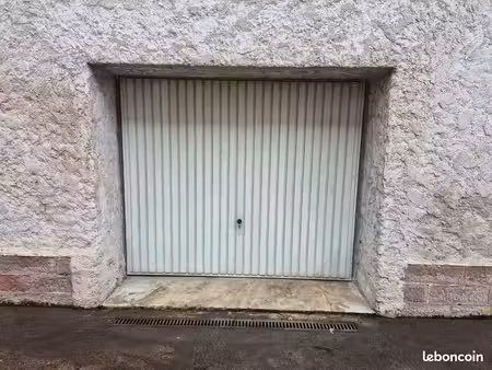 garage à louer