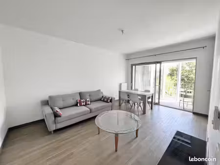 appartement 2 pièces 52 m²