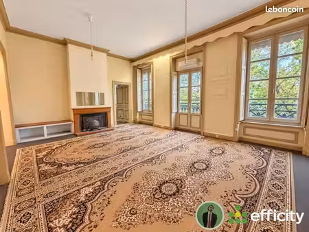 appartement 7 pièces 145 m²