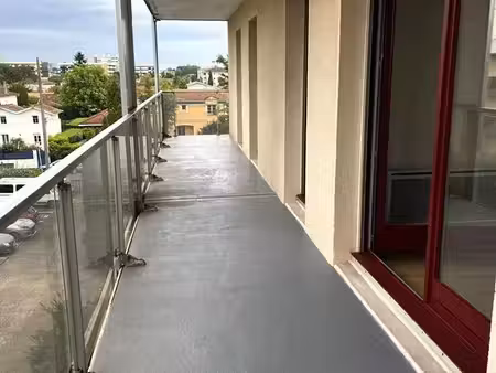 appartement 3 pièces 70 m²
