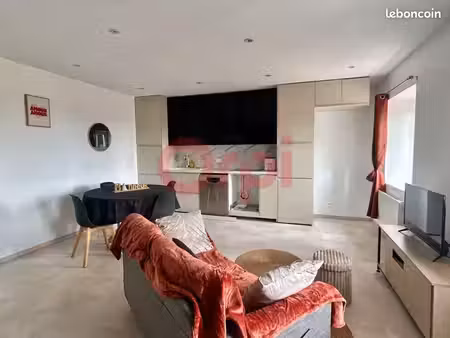 maison 4 pièces 75 m²