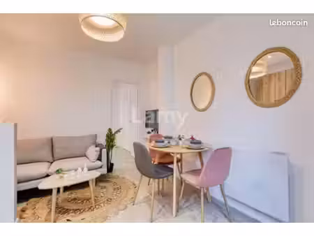 studio 2 pièces 22 m²