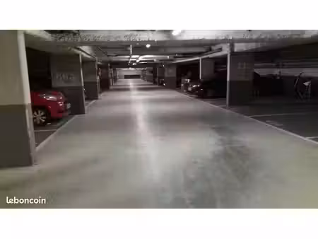 a vendre parking proche métro aubervilliers 4 chemins
