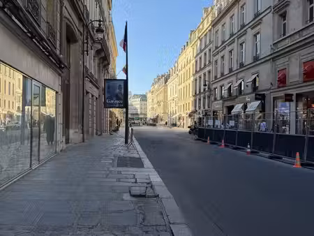 local 97 m² paris